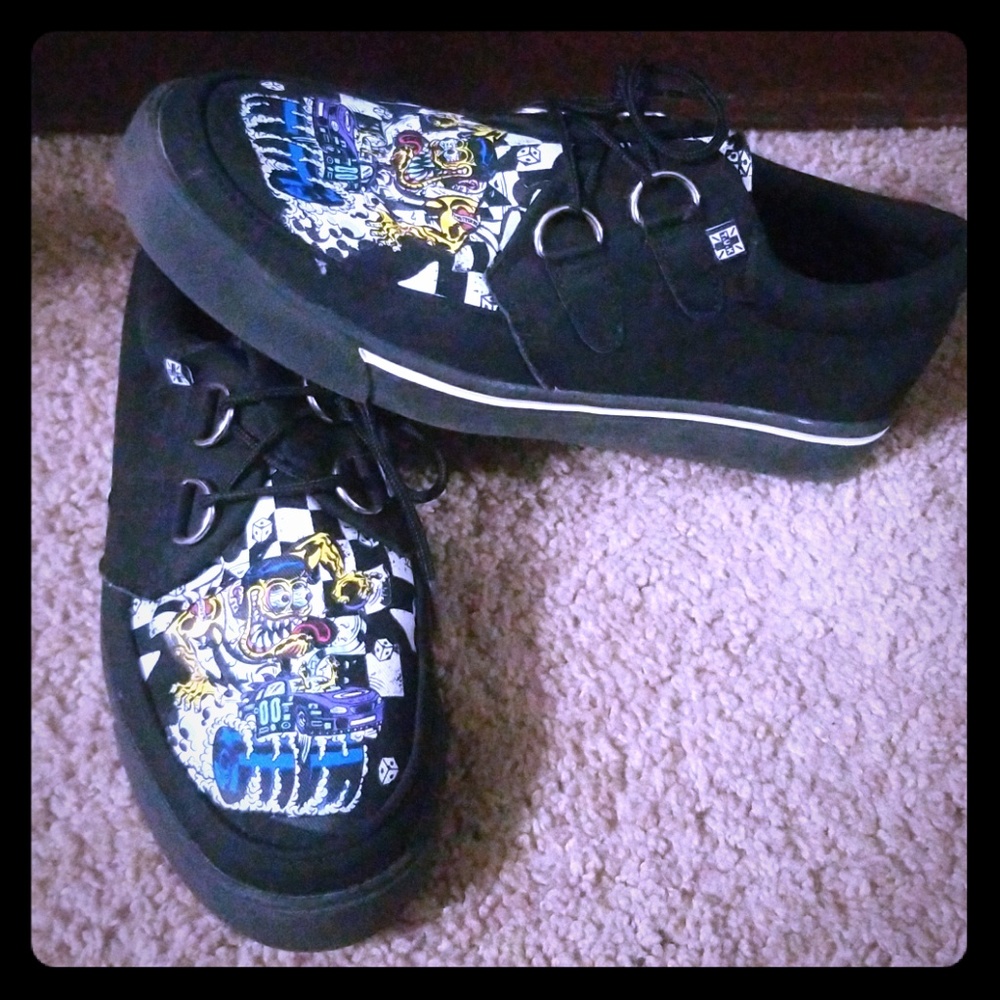 🏴🏁*Discontinued *T.U.K Sneakers 🏴🏁